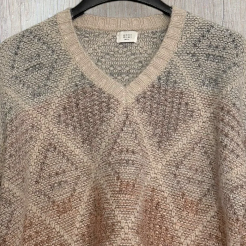 Common Threads Chunky Knit Sweater Neutral Geometric Boho Cozy V-Neck M/L